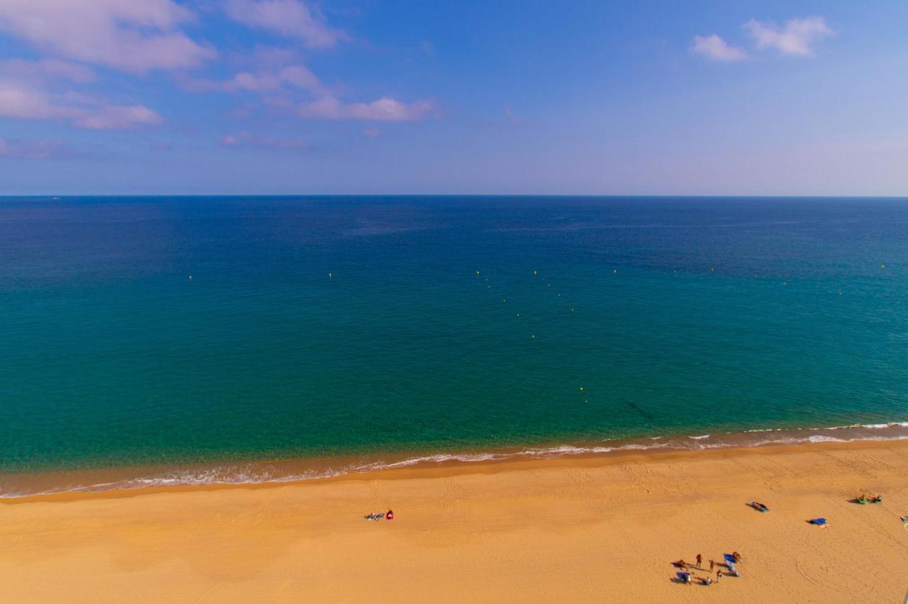 Coconut Beach Boutique Studio Платжа-д'Ару Екстер'єр фото