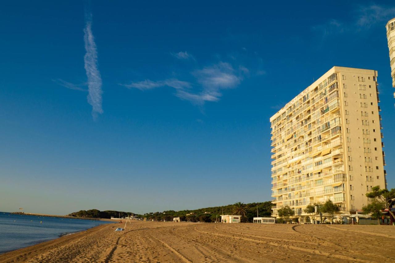 Coconut Beach Boutique Studio Платжа-д'Ару Екстер'єр фото